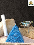 VELA PIRAMIDE OJO QUE TODO LO VE azul+oración y brazalete (consagrado)